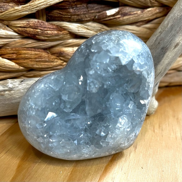 Celestine heart light blue - Picture 10 of 11